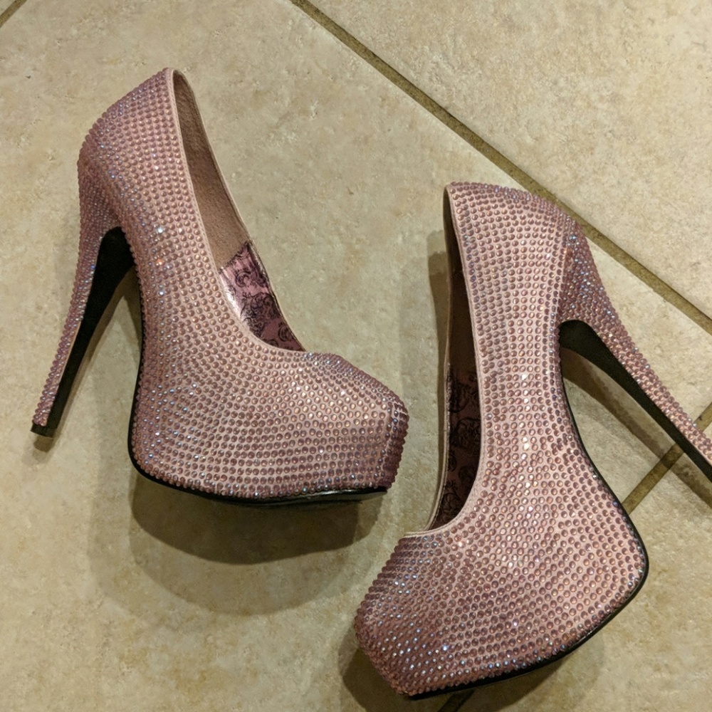Bordello heels